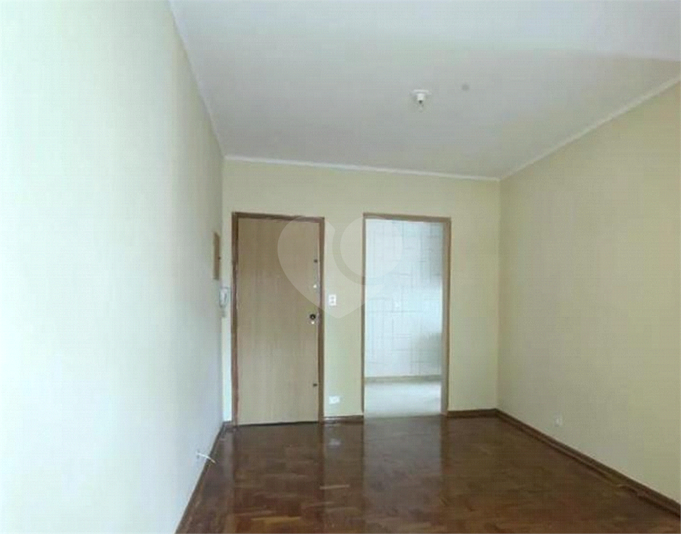 APARTAMENTO em CASA VERDE