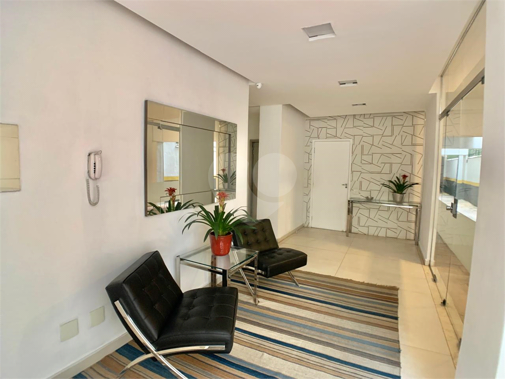APARTAMENTO em HIGIENÓPOLIS