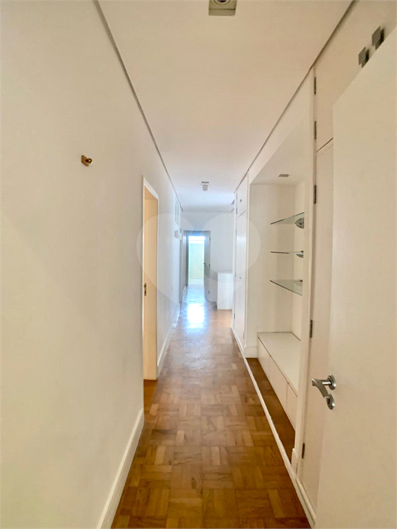 APARTAMENTO em HIGIENÓPOLIS