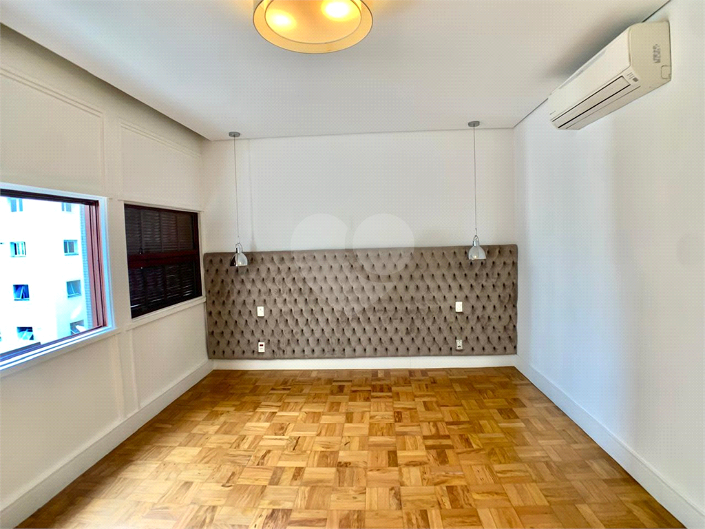 APARTAMENTO em HIGIENÓPOLIS