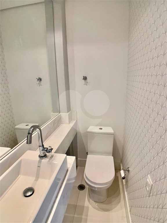 APARTAMENTO em HIGIENÓPOLIS