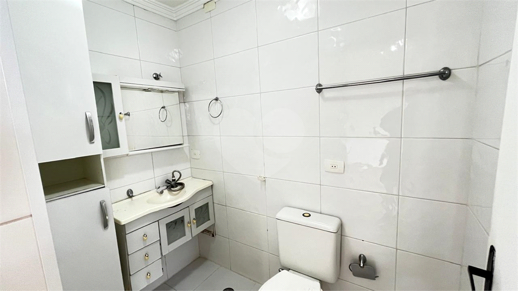 Localização e conforto com 3 Dormitórios e 2 vagas de garagem