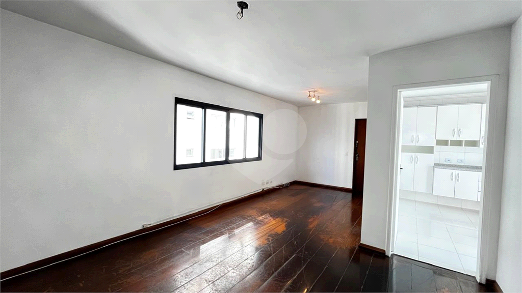 Localização e conforto com 3 Dormitórios e 2 vagas de garagem