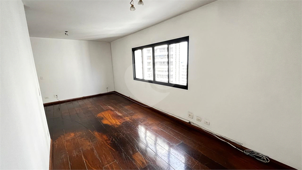 Localização e conforto com 3 Dormitórios e 2 vagas de garagem