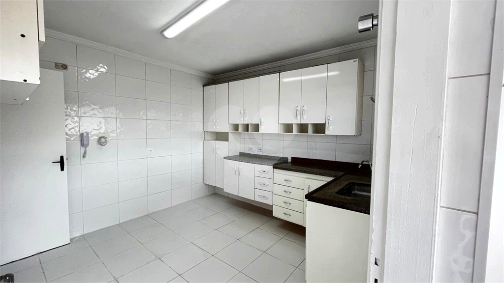 Localização e conforto com 3 Dormitórios e 2 vagas de garagem