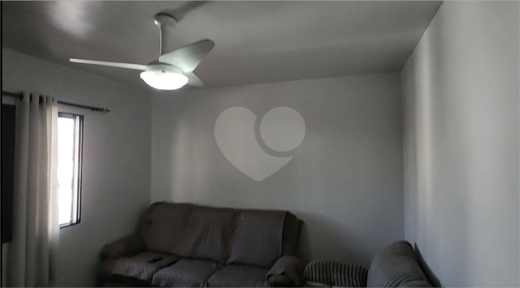 Sobrado com 4 dorms, 1 suíte e 5 vagas a 800 metros do metrô Parada Inglesa!