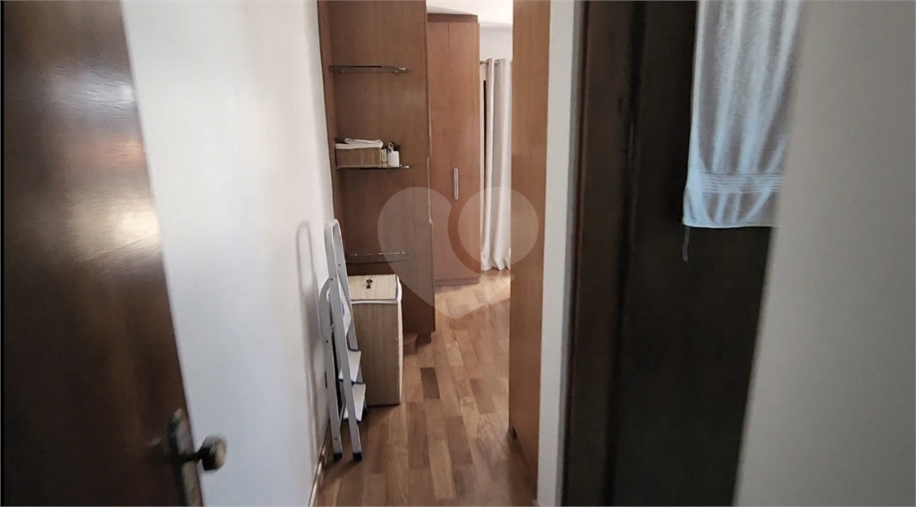 Sobrado com 4 dorms, 1 suíte e 5 vagas a 800 metros do metrô Parada Inglesa!