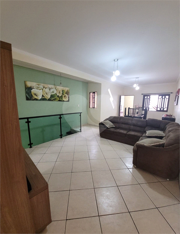 Casa à venda com 3 quartos, 258m² - Foto 26