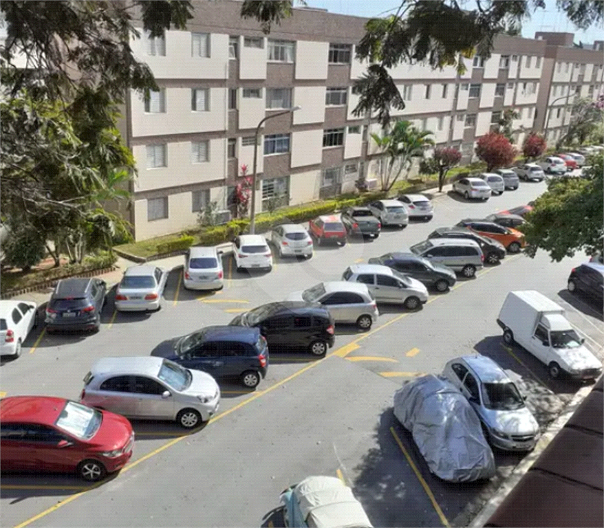 APARTAMENTO em LAPA