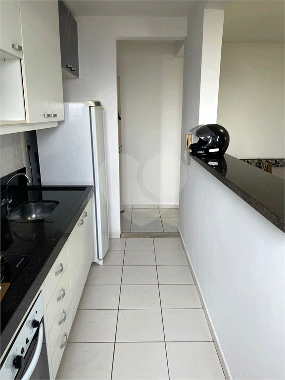 Apartamento à venda com 2 quartos, 49m² - Foto 3