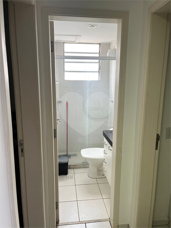 Apartamento à venda com 2 quartos, 49m² - Foto 10