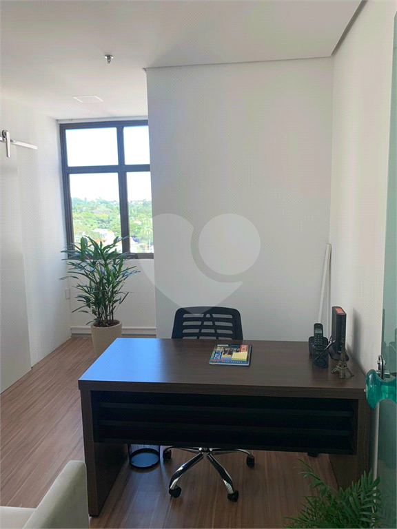 SALA COMERCIAL À VENDA NA CHÁCARA SANTO ANTÔNIO