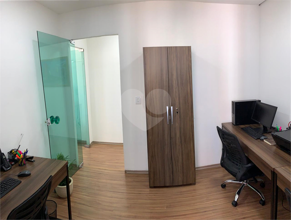 SALA COMERCIAL À VENDA NA CHÁCARA SANTO ANTÔNIO