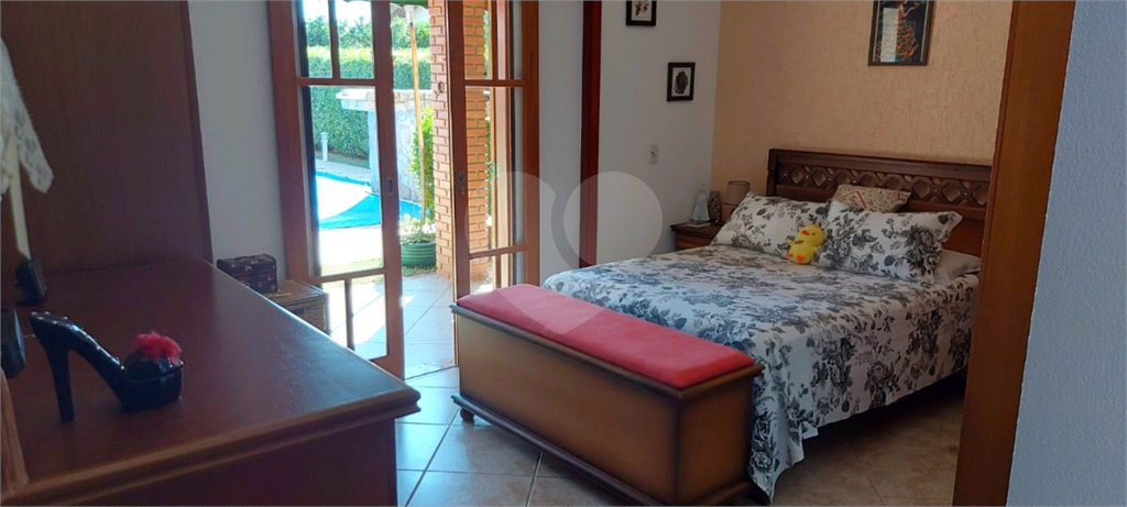 Casa de Condomínio à venda com 3 quartos, 320m² - Foto 15