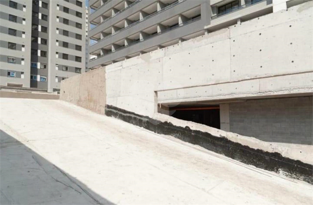 Studio na Vila Pompeia com 27m²