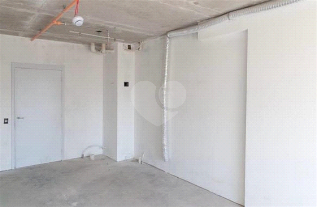 Studio na Vila Pompeia com 27m²