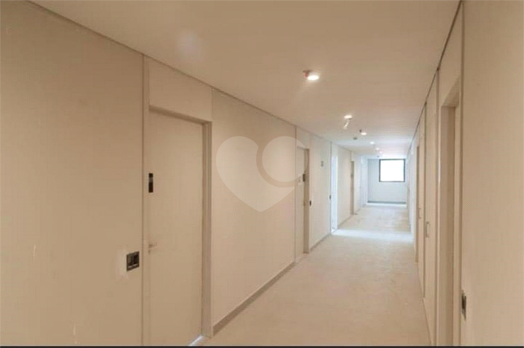 Studio na Vila Pompeia com 27m²