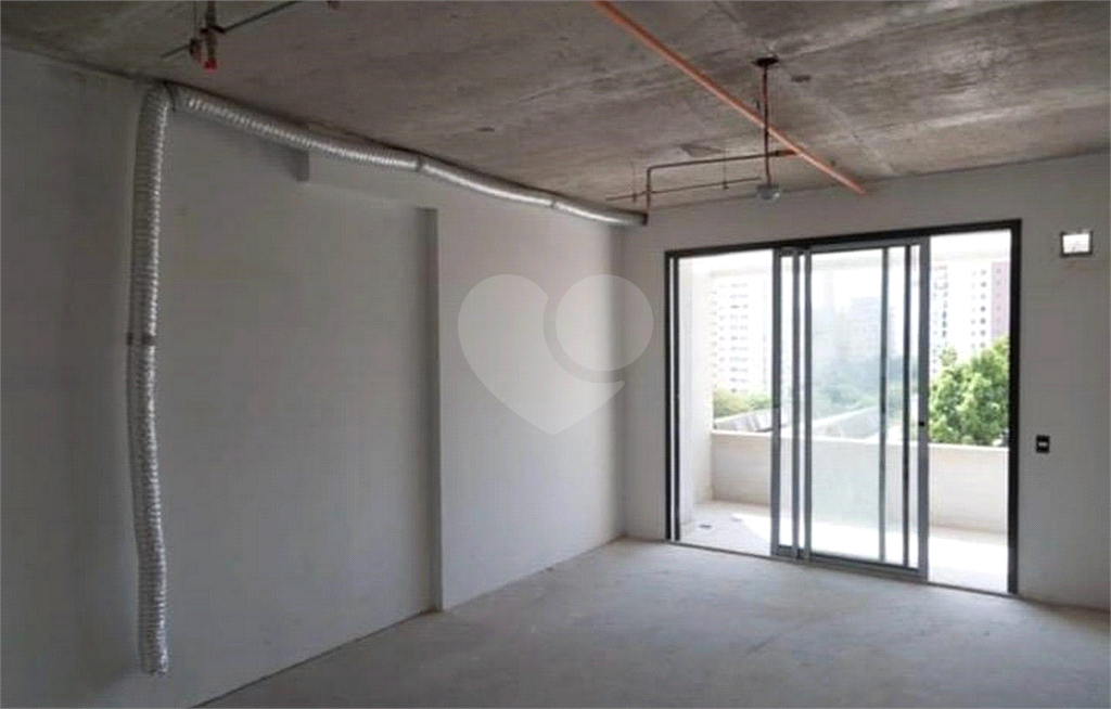 Studio na Vila Pompeia com 27m²