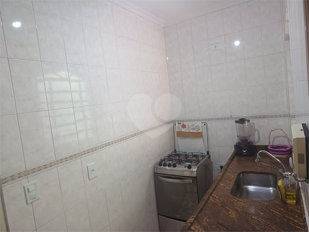 Sobrado a venda no bairro do Gangaiba.