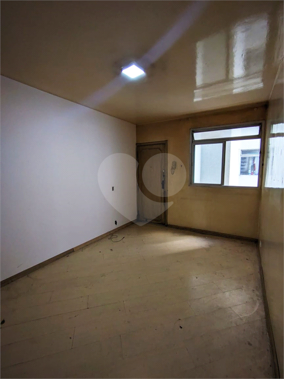 APARTAMENTO em TATUAPÉ