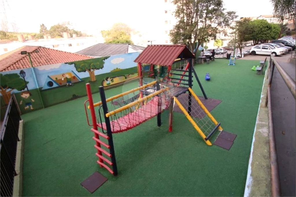 APARTAMENTO em PIRITUBA