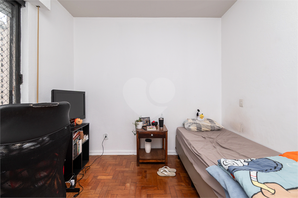 APARTAMENTO em PINHEIROS