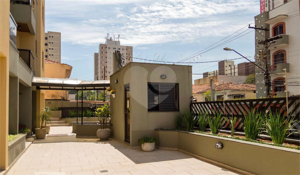 Imóvel com CONSÓRCIO, com 2 dormitórios sendo 1 suíte e 2 banheiros
