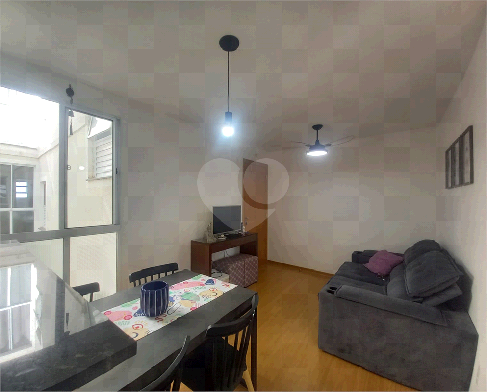 Apartamento à venda com 2 quartos, 45m² - Foto 9