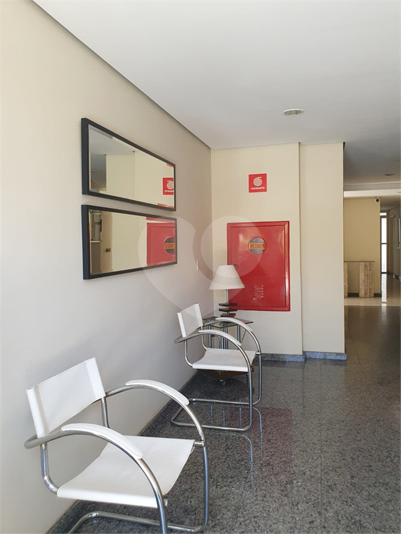 APARTAMENTO em SANTANA