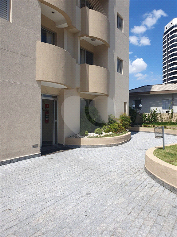 APARTAMENTO em SANTANA