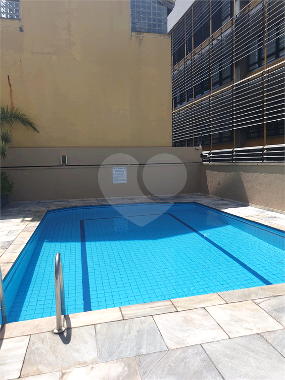 APARTAMENTO em SANTANA