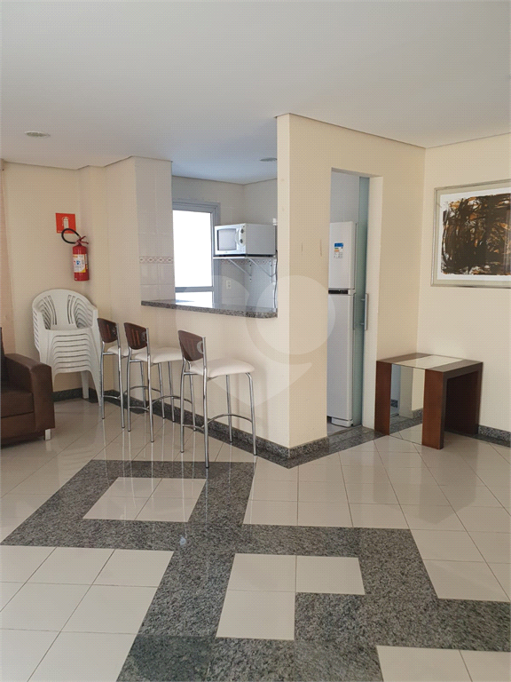 APARTAMENTO em SANTANA