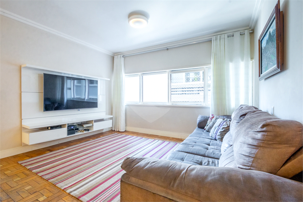 Apartamento reformado a venda em Higienopolis 14m com 3 quartos