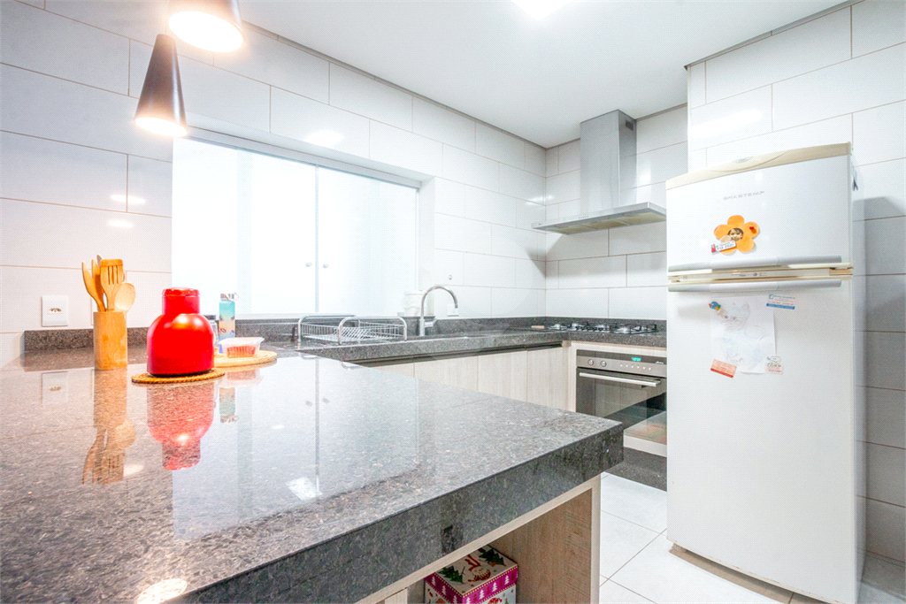 Apartamento reformado a venda em Higienopolis 14m com 3 quartos
