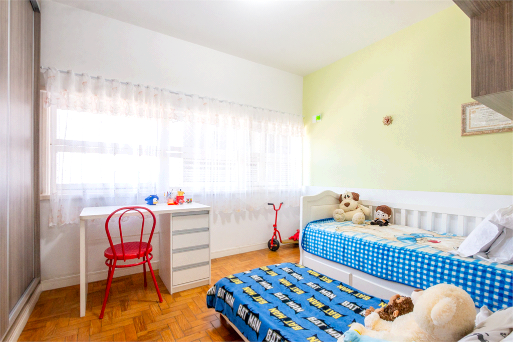 Apartamento reformado a venda em Higienopolis 14m com 3 quartos