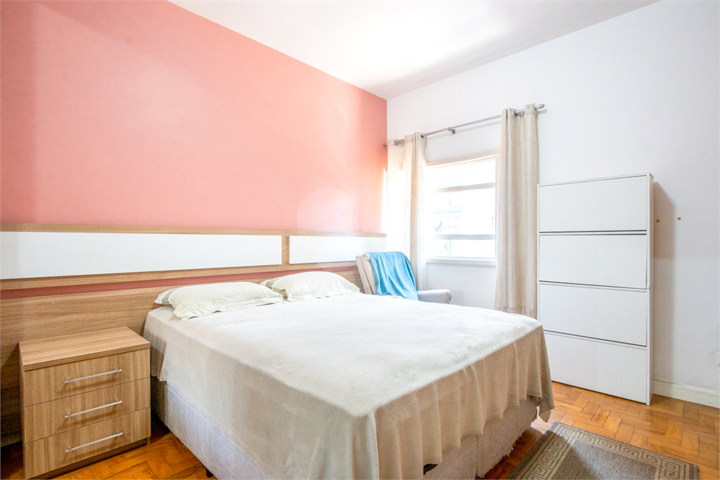 Apartamento reformado a venda em Higienopolis 14m com 3 quartos