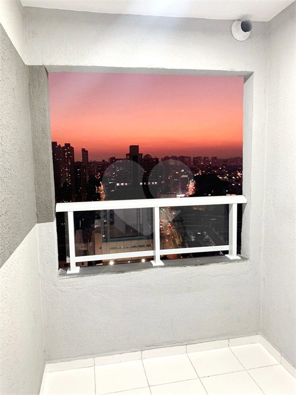 APARTAMENTO em LAPA