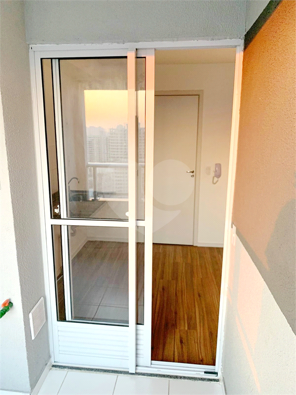 APARTAMENTO em LAPA
