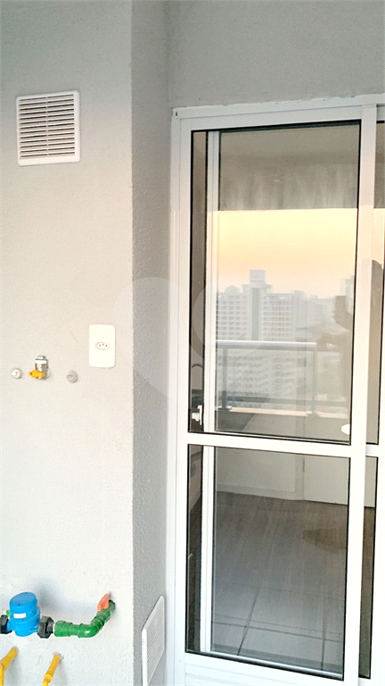 APARTAMENTO em LAPA