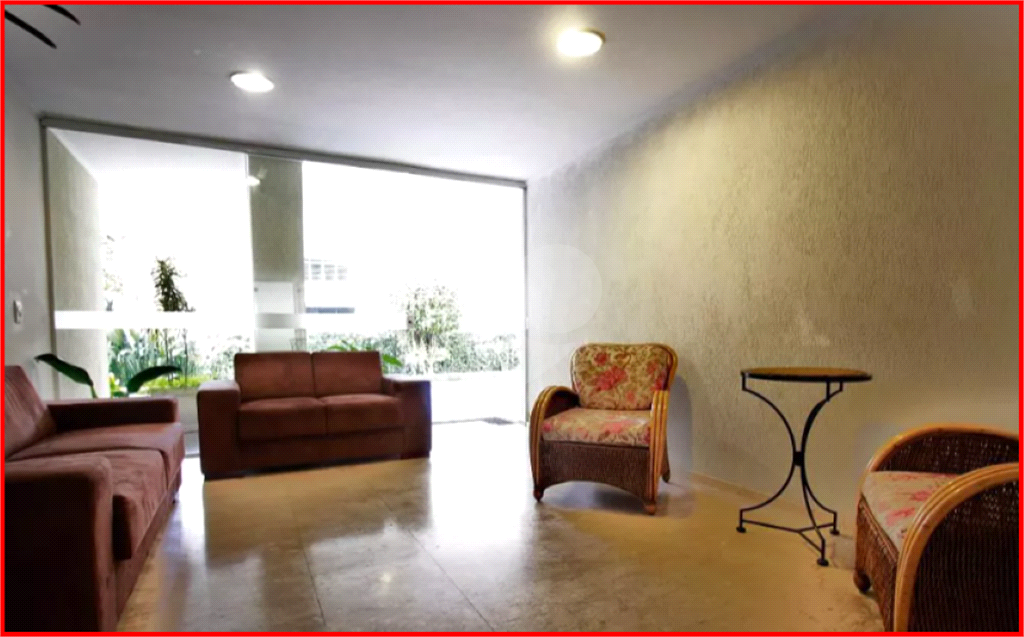 APARTAMENTO em REAL PARQUE