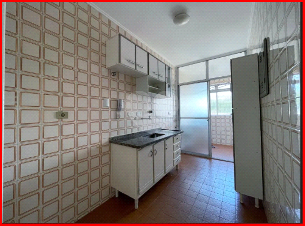 APARTAMENTO em REAL PARQUE