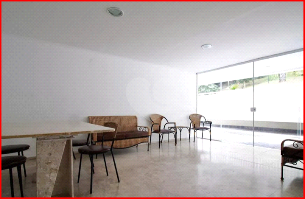 APARTAMENTO em REAL PARQUE