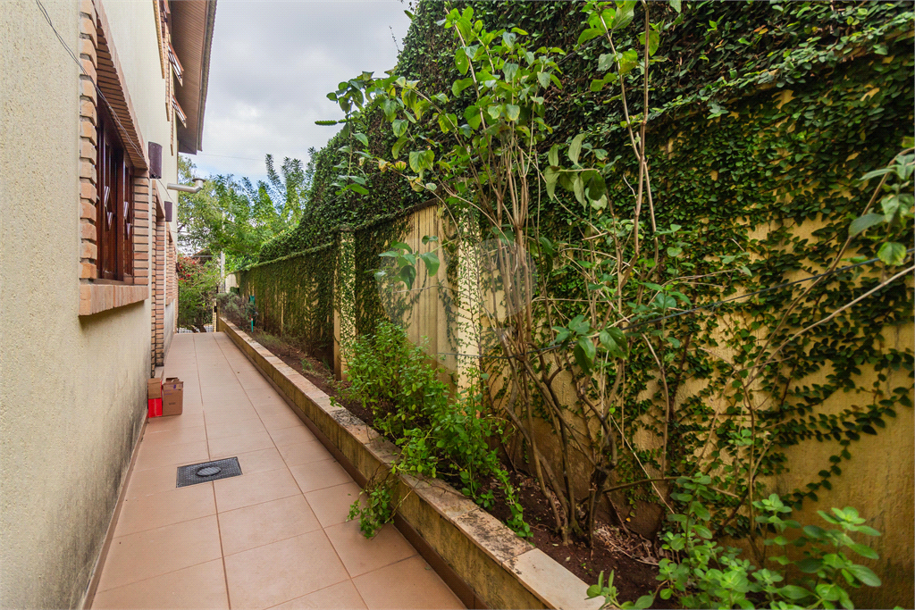 CASA EM CONDOMÍNIO À VENDA COM 4 QUARTOS - PISCINA - 4 VAGAS EM NOVA HIGIENÓPOLIS  - JANDIRA
