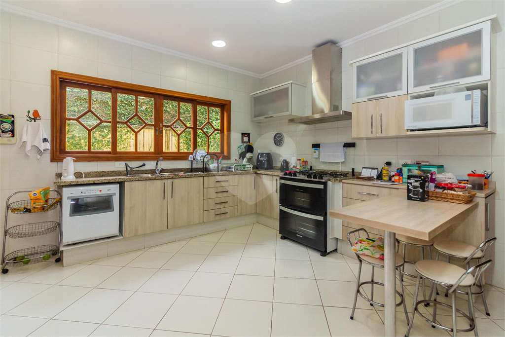 CASA EM CONDOMÍNIO À VENDA COM 4 QUARTOS - PISCINA - 4 VAGAS EM NOVA HIGIENÓPOLIS  - JANDIRA