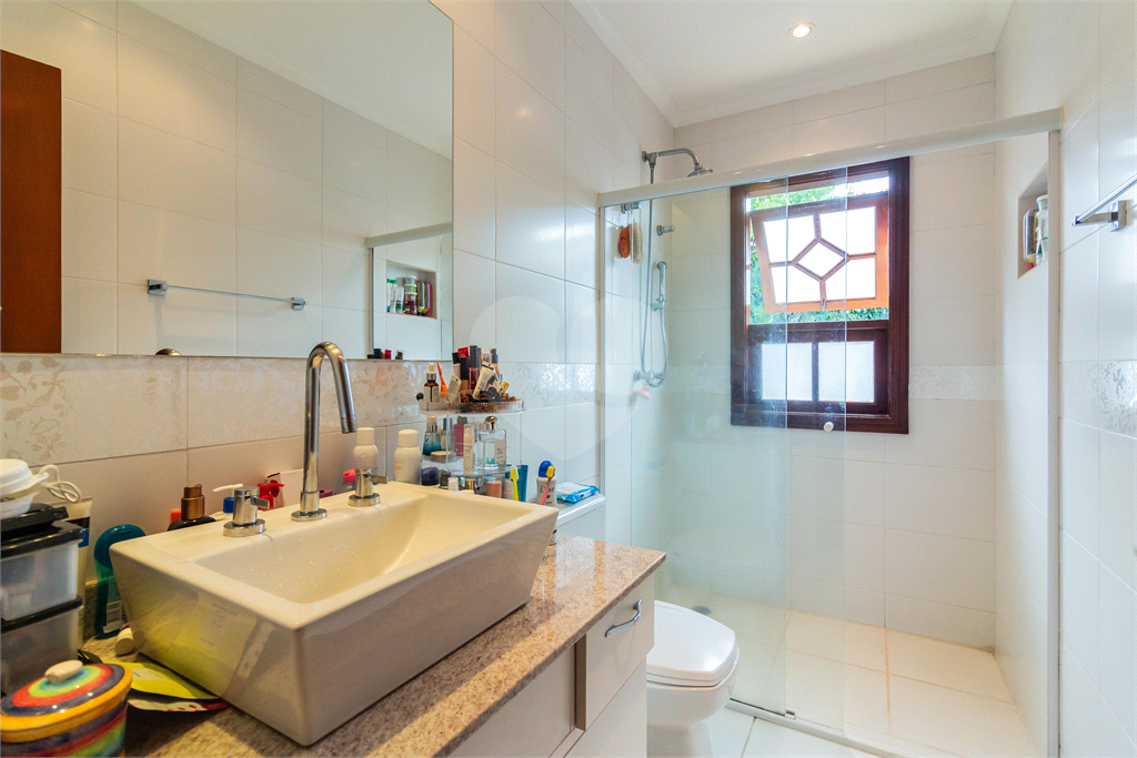 CASA EM CONDOMÍNIO À VENDA COM 4 QUARTOS - PISCINA - 4 VAGAS EM NOVA HIGIENÓPOLIS  - JANDIRA