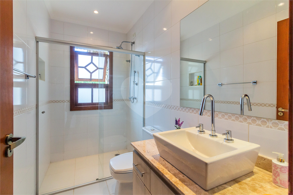 CASA EM CONDOMÍNIO À VENDA COM 4 QUARTOS - PISCINA - 4 VAGAS EM NOVA HIGIENÓPOLIS  - JANDIRA