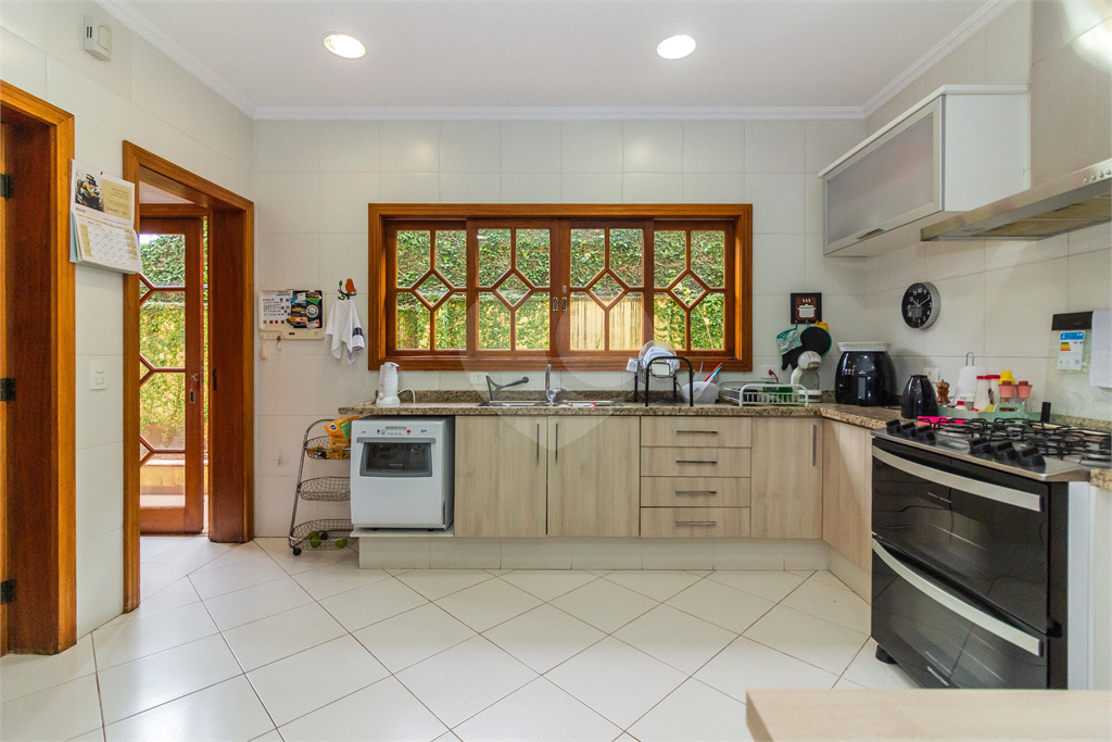 CASA EM CONDOMÍNIO À VENDA COM 4 QUARTOS - PISCINA - 4 VAGAS EM NOVA HIGIENÓPOLIS  - JANDIRA