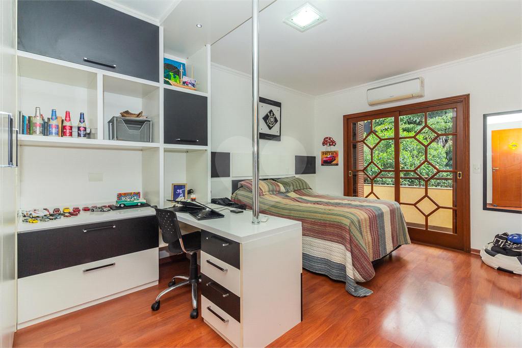 CASA EM CONDOMÍNIO À VENDA COM 4 QUARTOS - PISCINA - 4 VAGAS EM NOVA HIGIENÓPOLIS  - JANDIRA