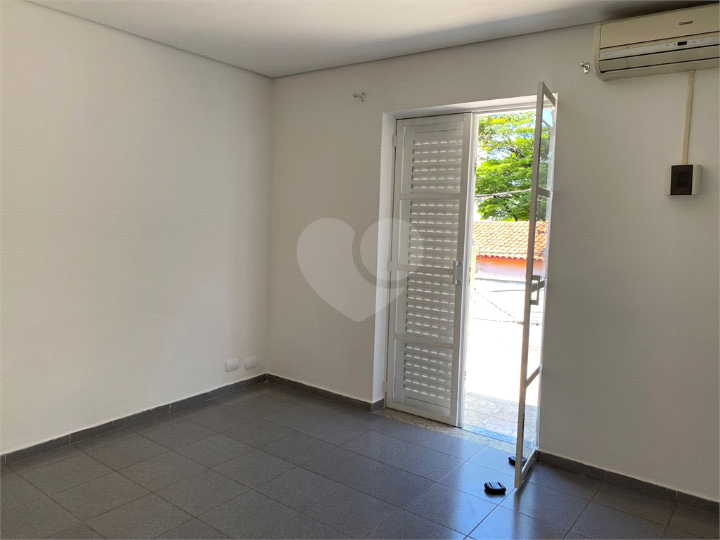 Casa à venda com 2 quartos, 110m² - Foto 11