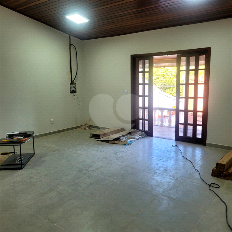 Casa de Condomínio para alugar com 3 quartos, 297m² - Foto 19